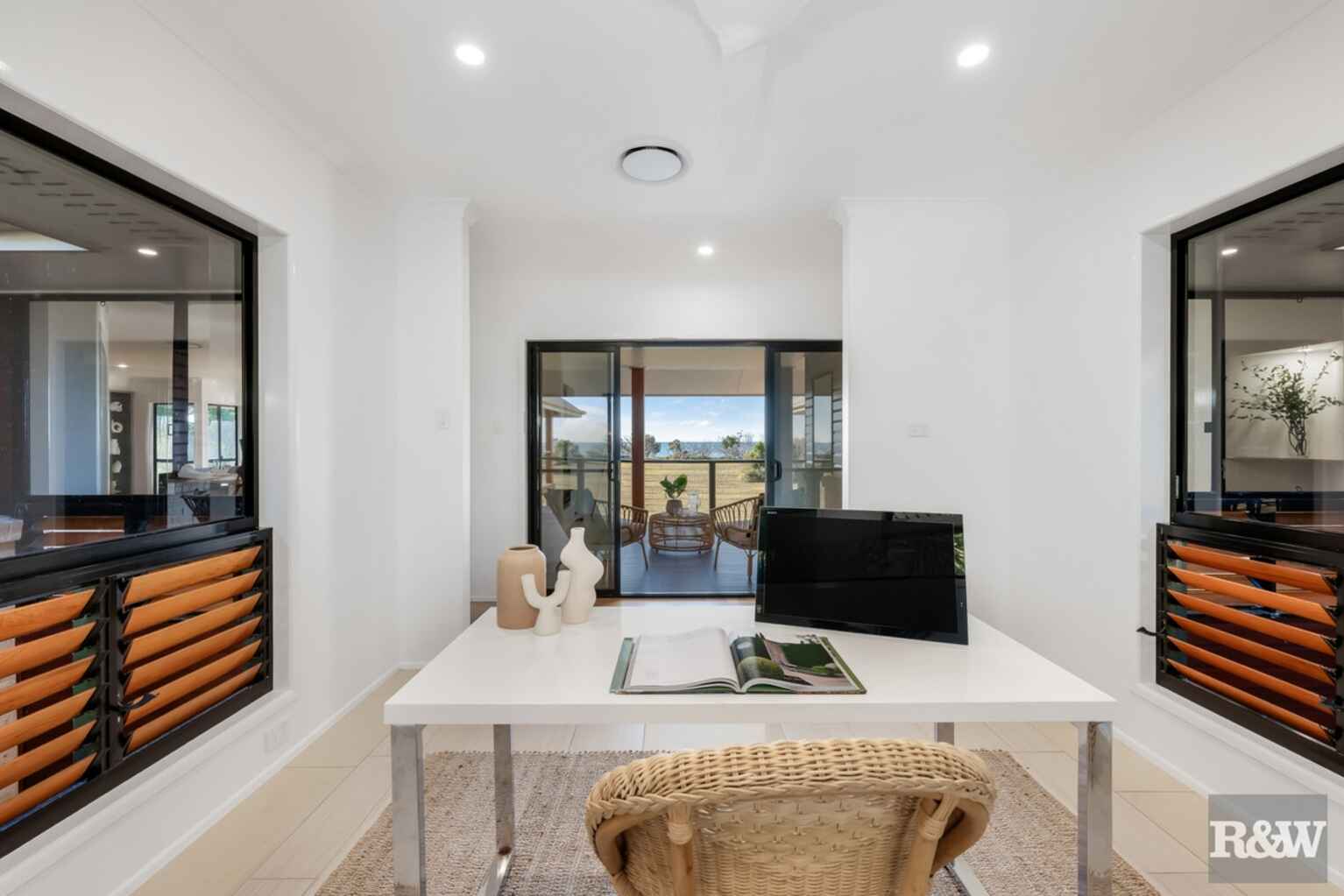 126 Sylvan Drive Moore Park Beach 126 Sylvan Drive Moore Park Beach