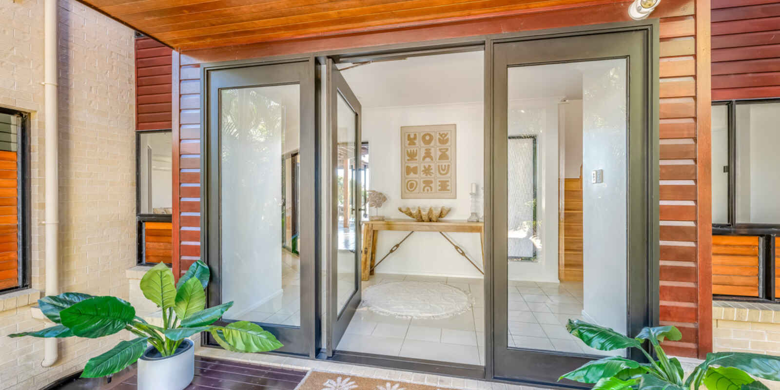 126 Sylvan Drive Moore Park Beach 126 Sylvan Drive Moore Park Beach