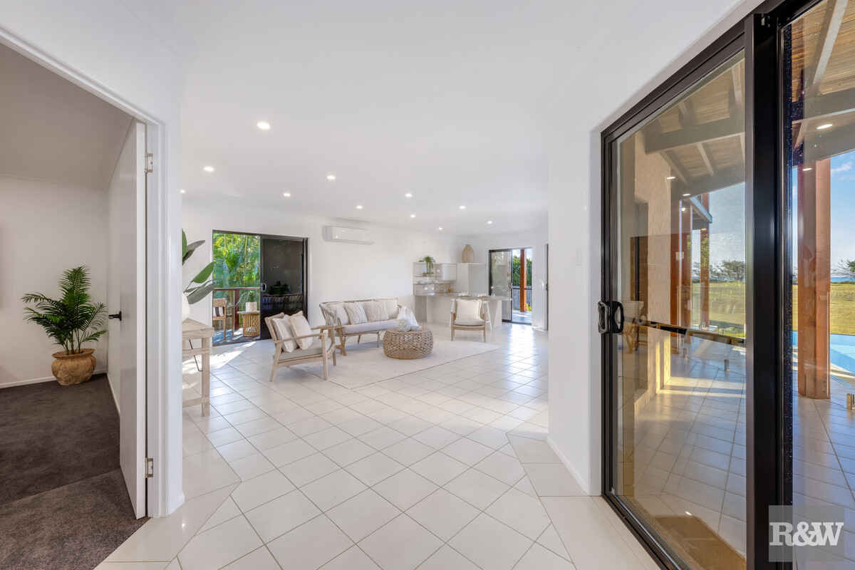 126 Sylvan Drive Moore Park Beach