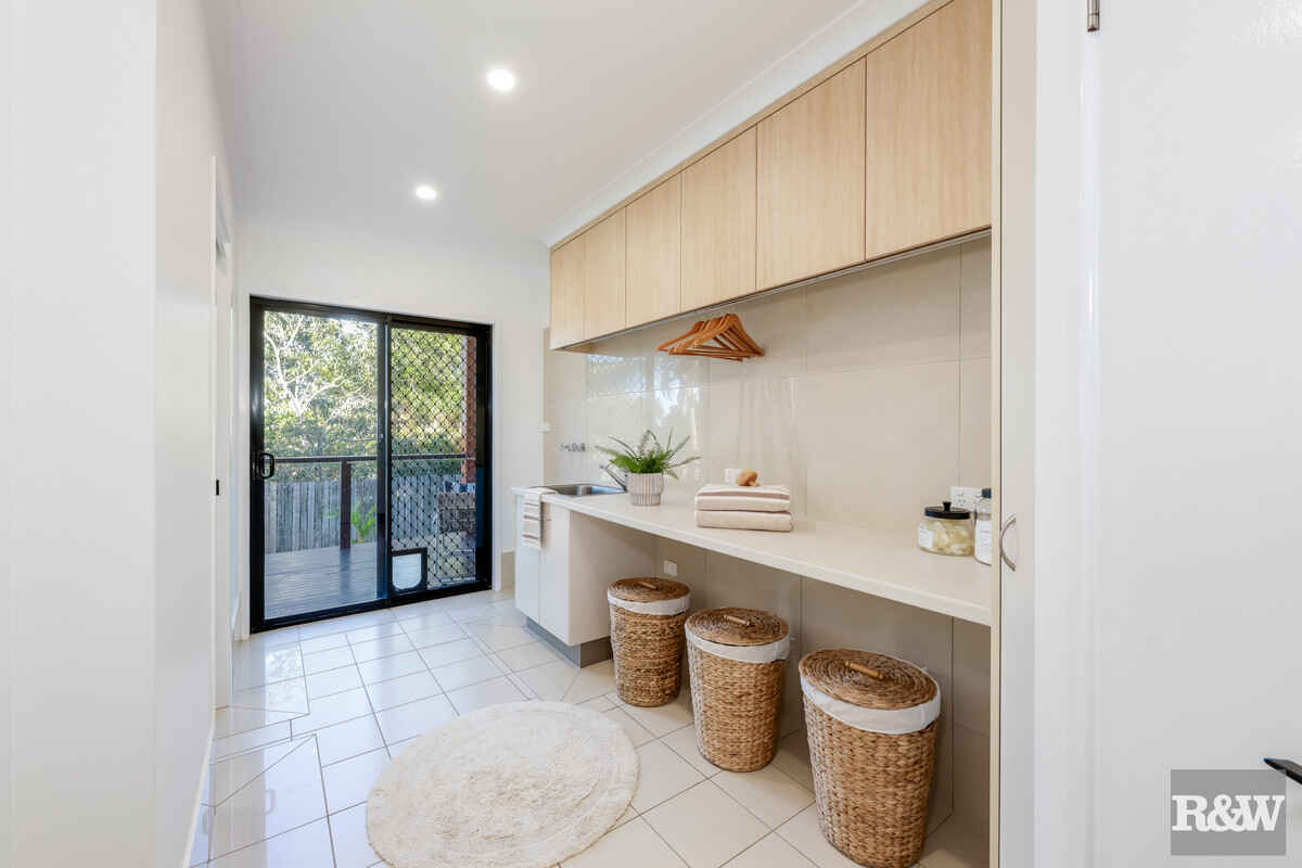 126 Sylvan Drive Moore Park Beach