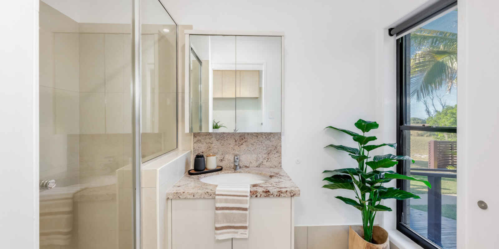 126 Sylvan Drive Moore Park Beach 126 Sylvan Drive Moore Park Beach