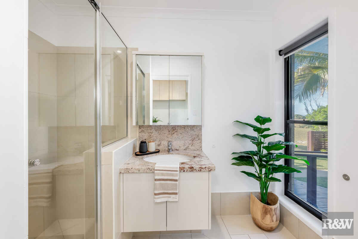 126 Sylvan Drive Moore Park Beach