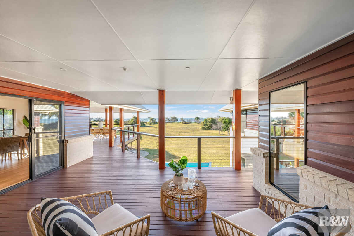 126 Sylvan Drive Moore Park Beach