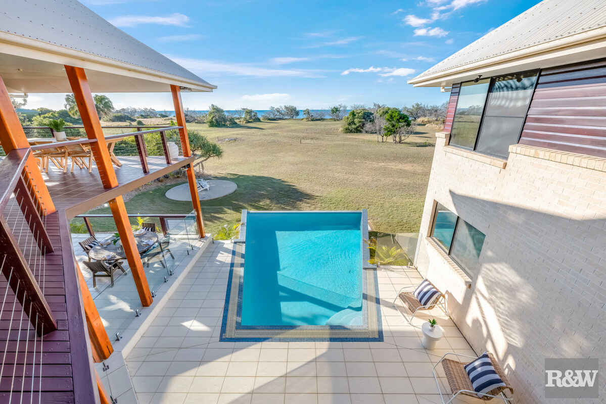 126 Sylvan Drive Moore Park Beach