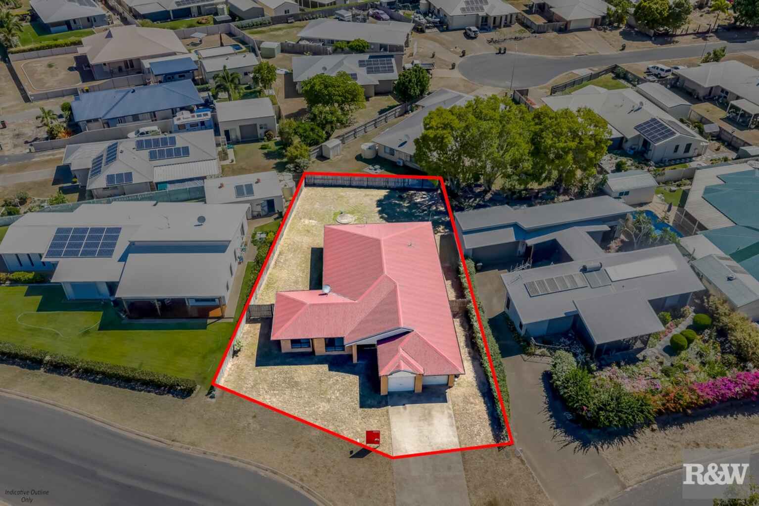 33 Acacia Street Moore Park Beach 33 Acacia Street Moore Park Beach