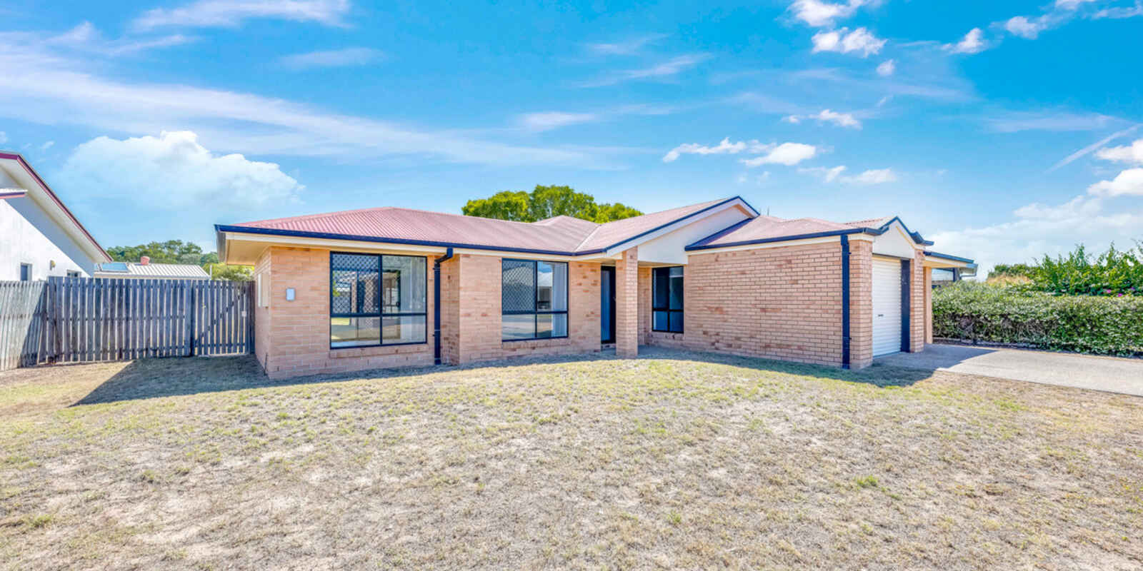 33 Acacia Street Moore Park Beach