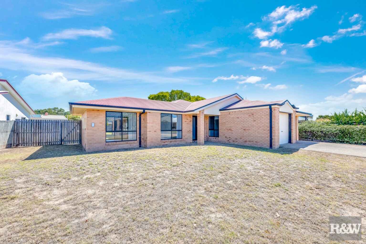 33 Acacia Street Moore Park Beach 33 Acacia Street Moore Park Beach