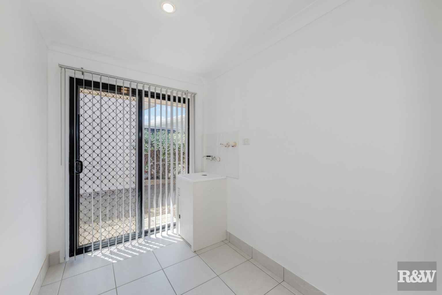 33 Acacia Street Moore Park Beach 33 Acacia Street Moore Park Beach