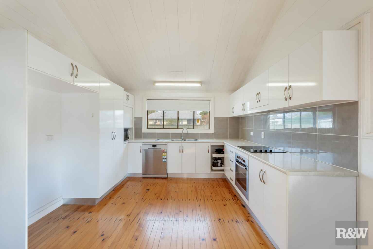 18 George Street Bundaberg South 18 George Street Bundaberg South