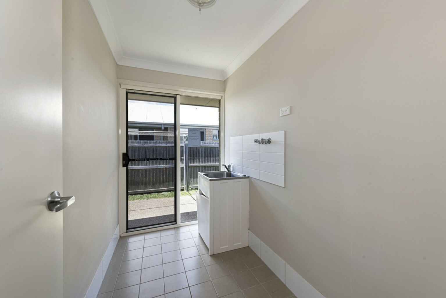 48 Neville Drive Branyan