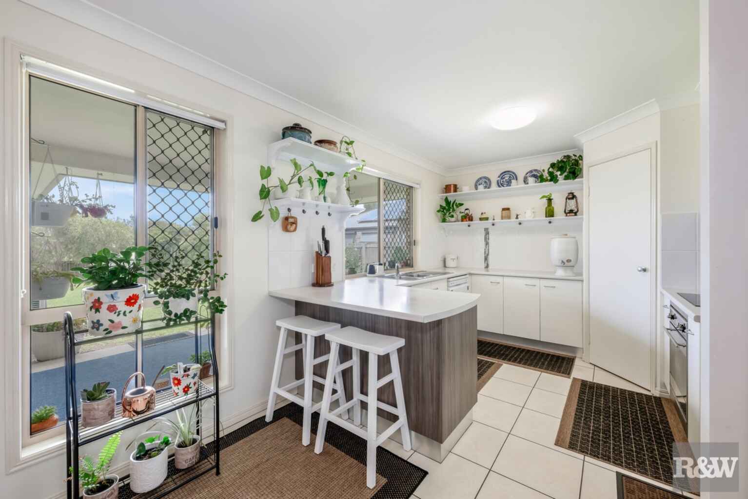 3 McCallum Close Coral Cove