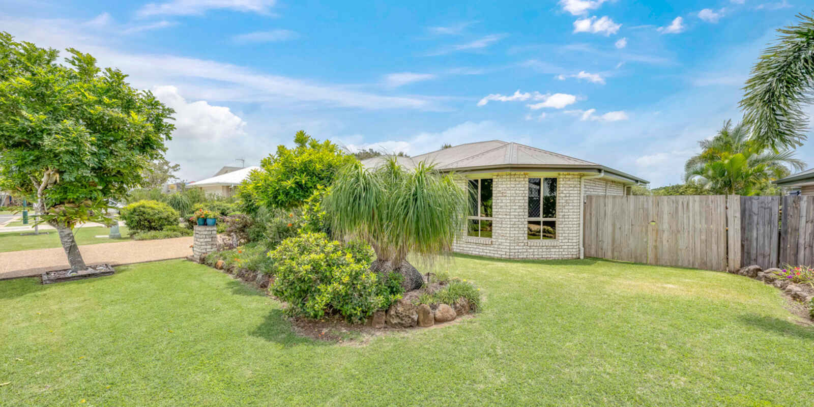 3 McCallum Close Coral Cove
