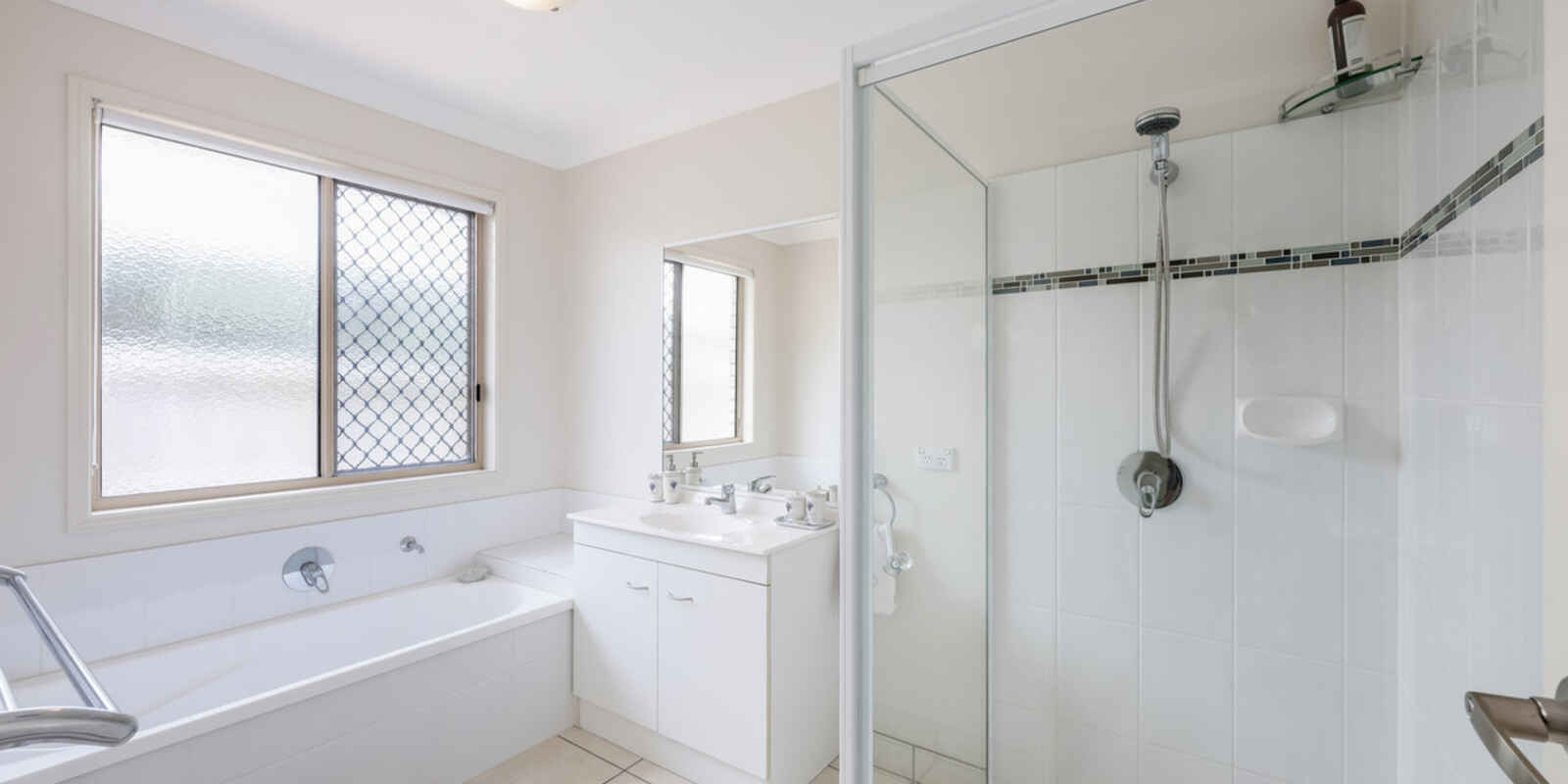 3 McCallum Close Coral Cove