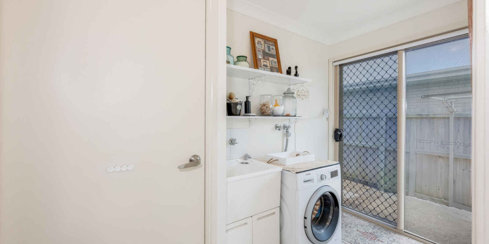 3 McCallum Close Coral Cove