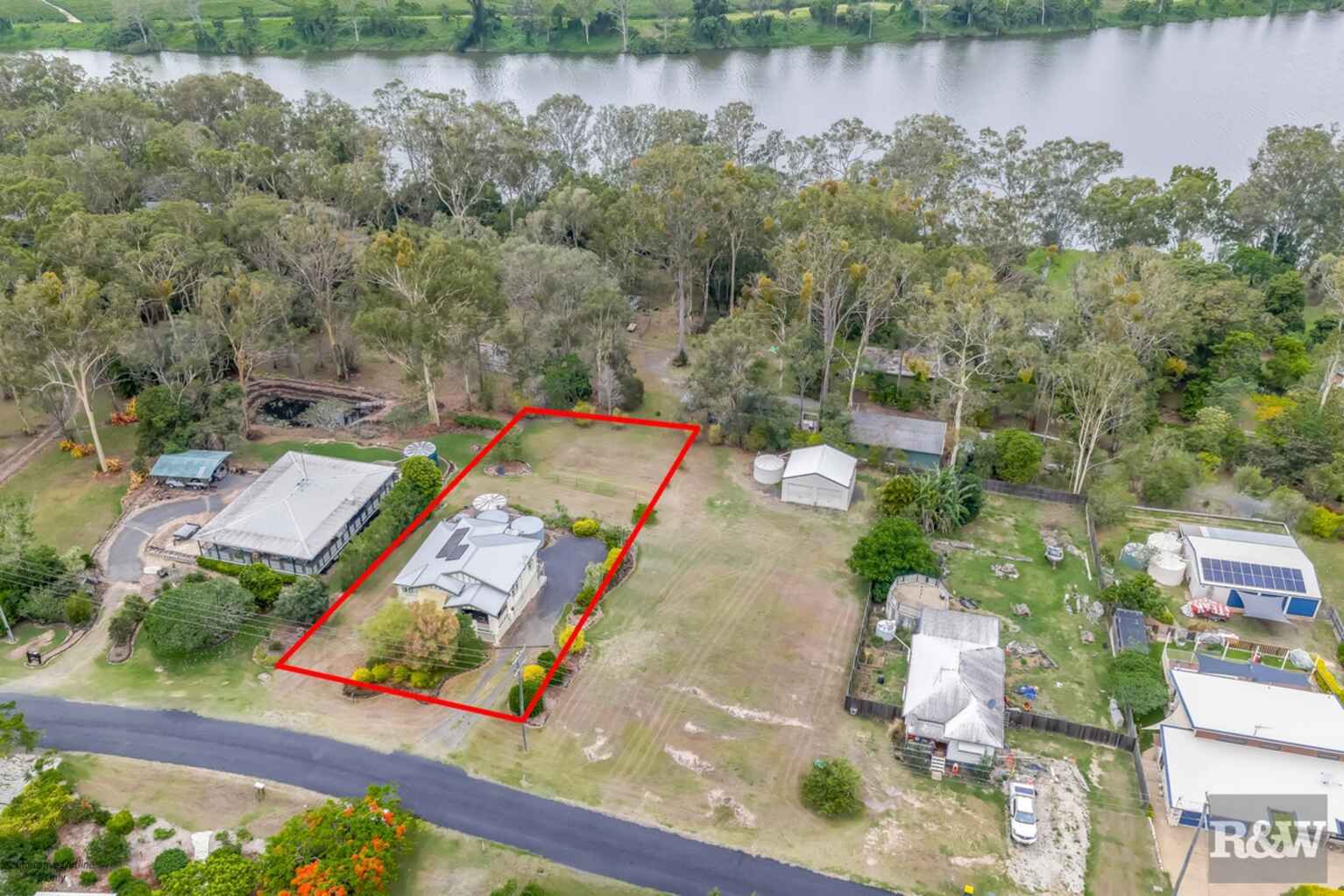 93 Woods Road Sharon