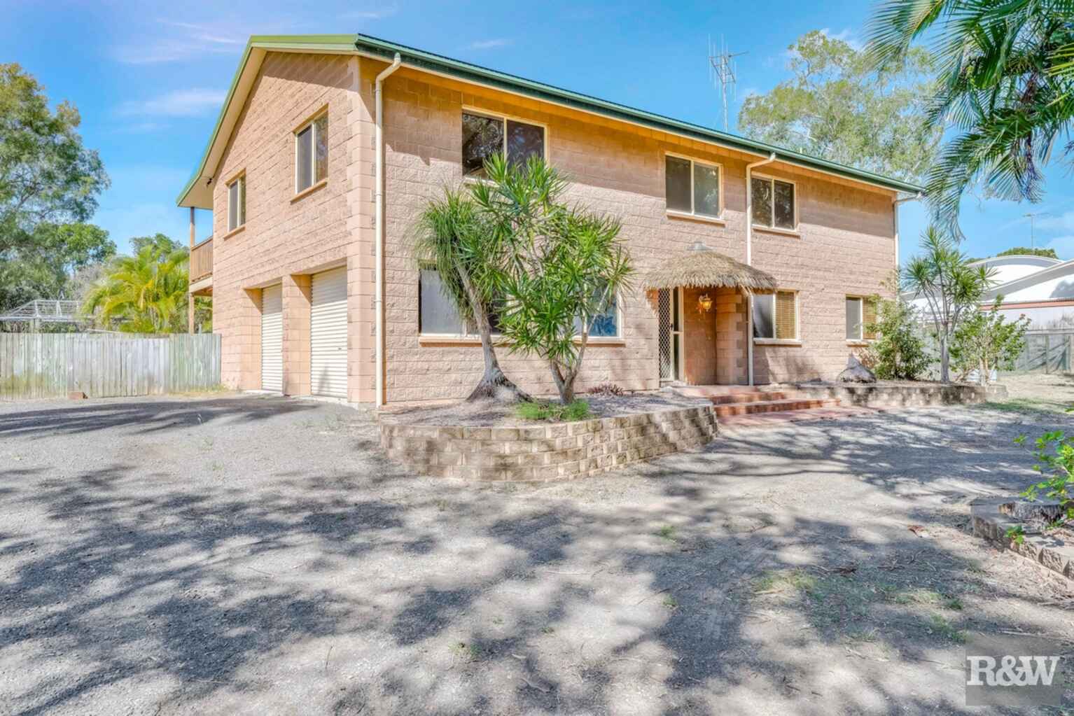 66 Sylvan Drive Moore Park Beach