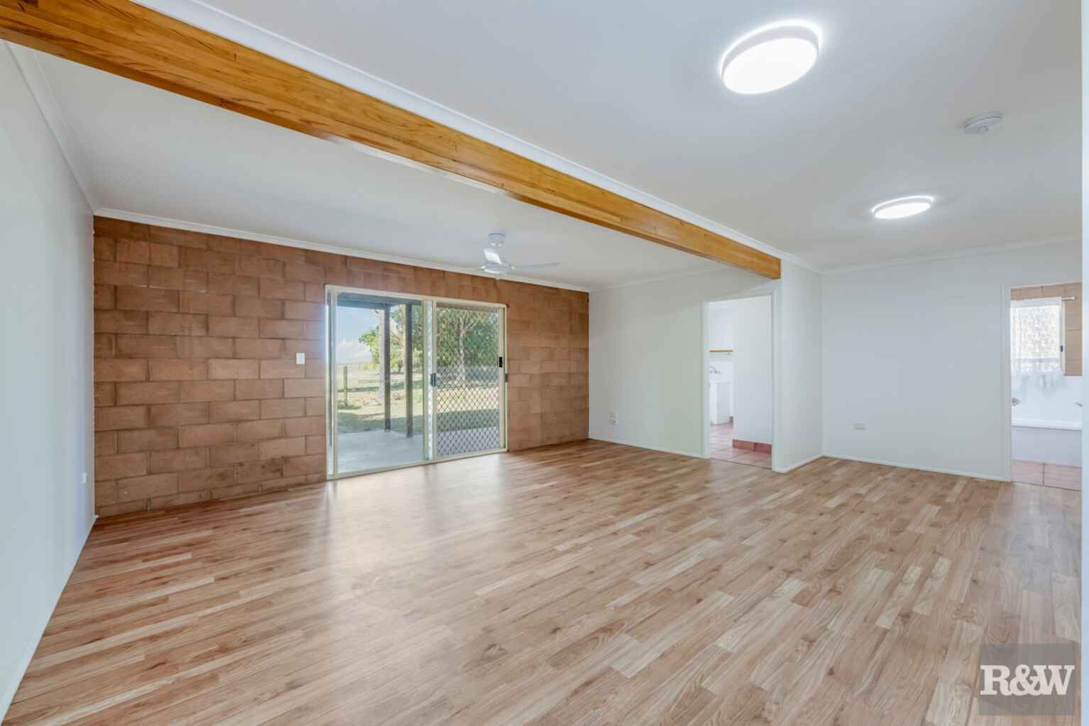 66 Sylvan Drive Moore Park Beach