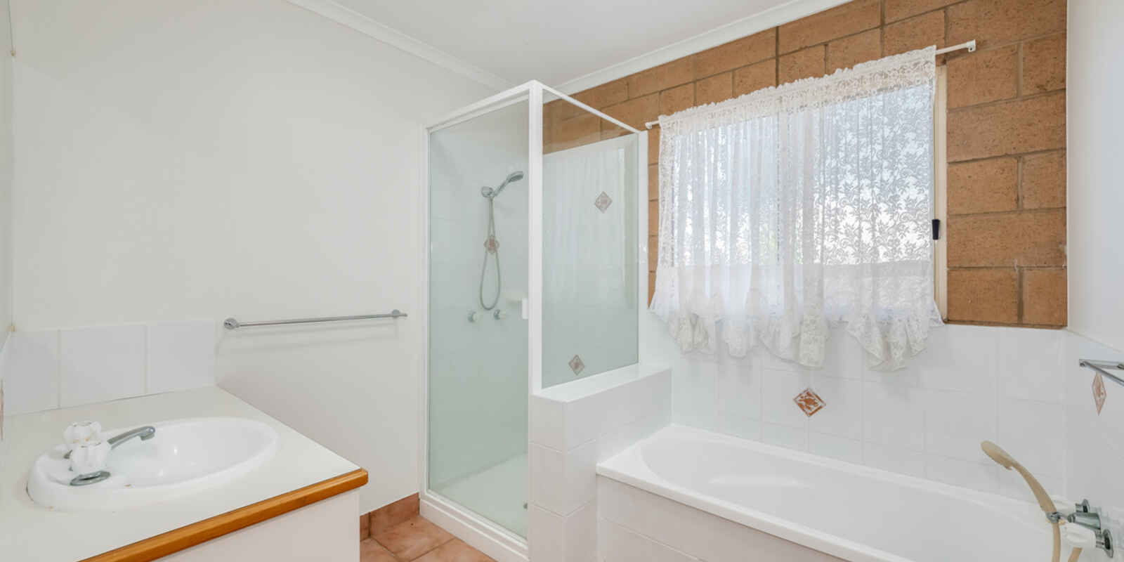 66 Sylvan Drive Moore Park Beach