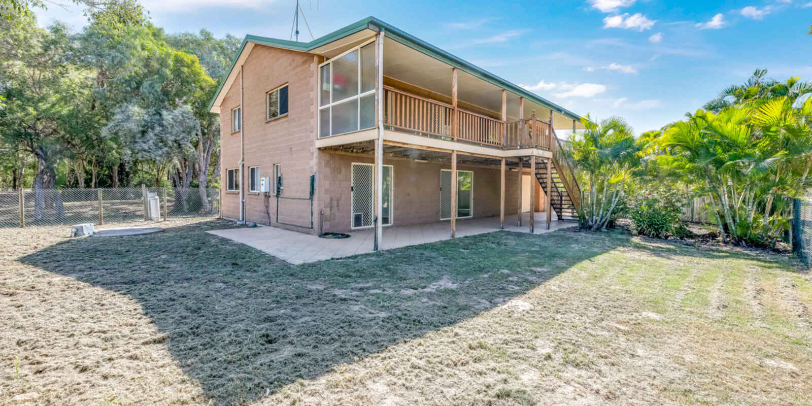 66 Sylvan Drive Moore Park Beach