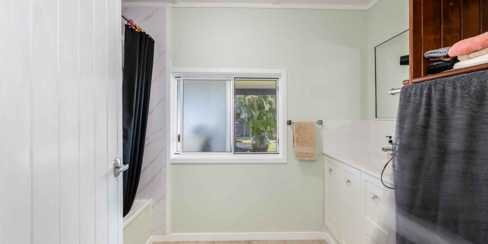 47 Gibsons Road Burnett Heads