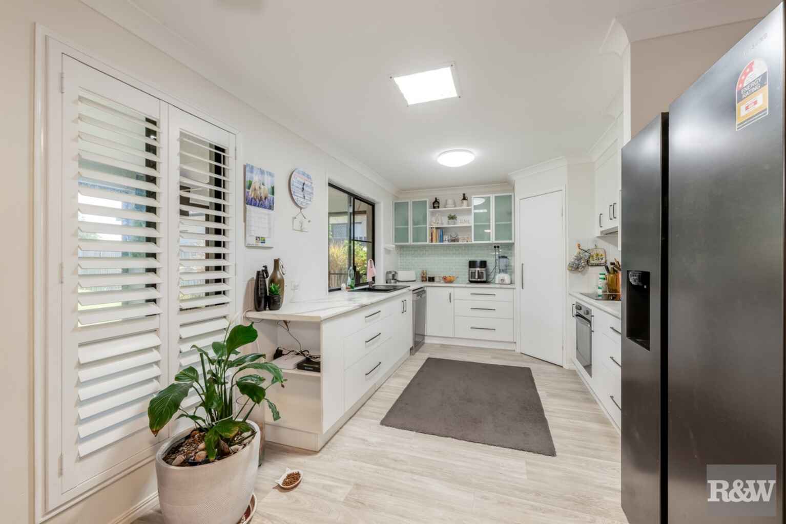 19 McCallum Close Coral Cove