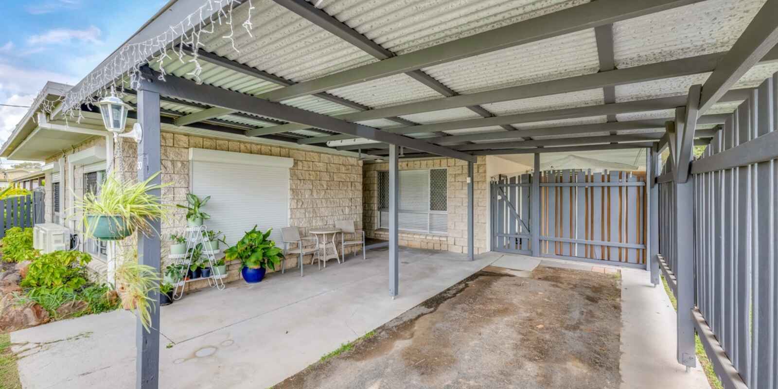 30 SUNSET Drive Thabeban