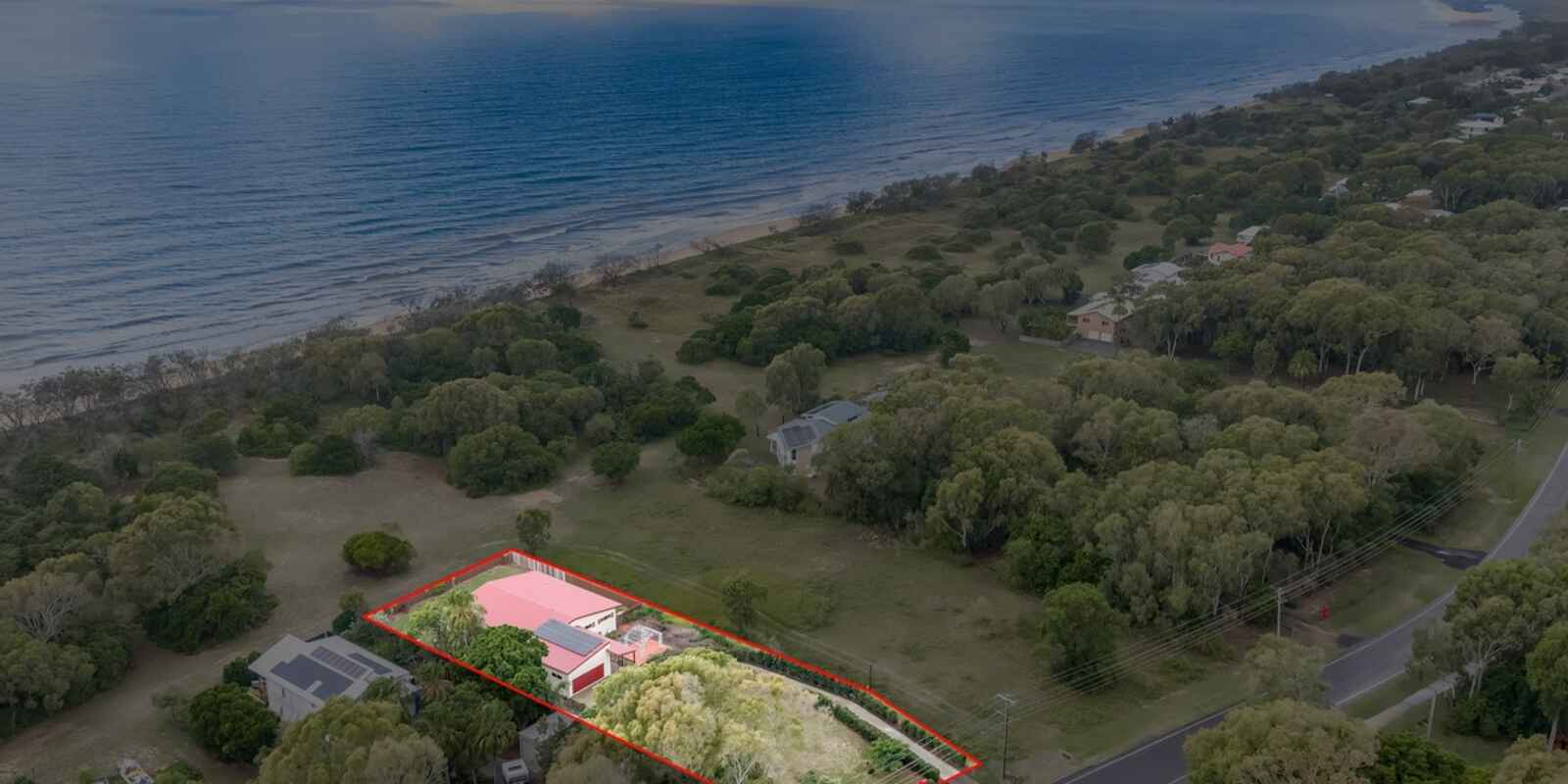 86 Sylvan Drive Moore Park Beach