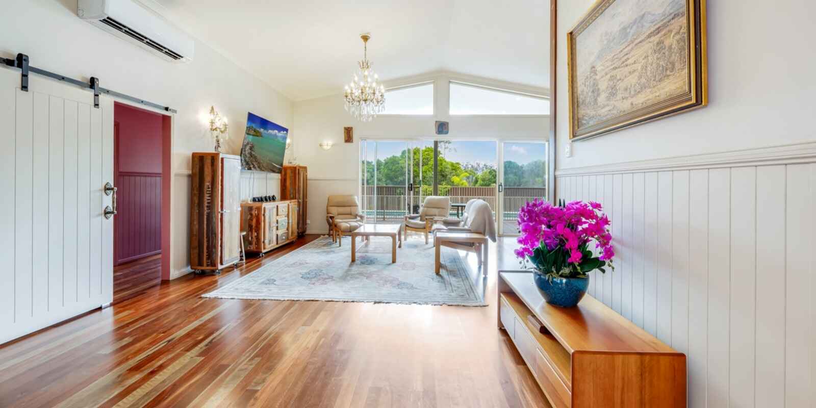 86 Sylvan Drive Moore Park Beach