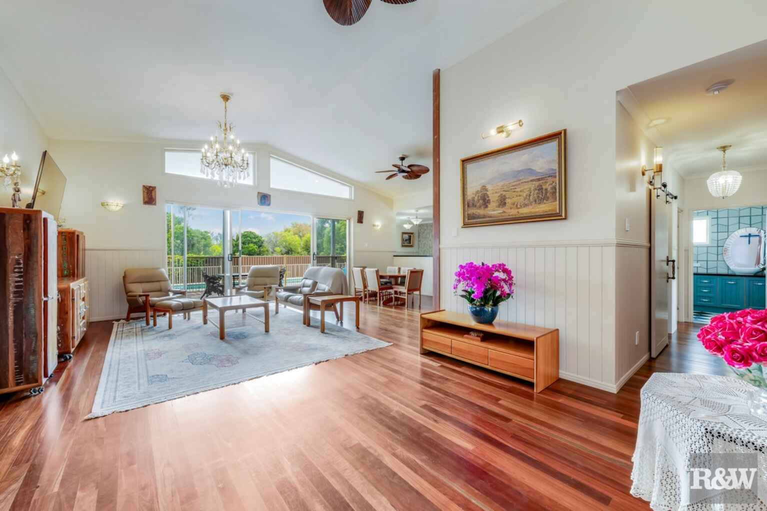 86 Sylvan Drive Moore Park Beach