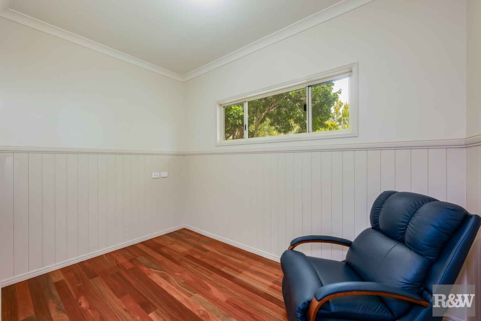 86 Sylvan Drive Moore Park Beach