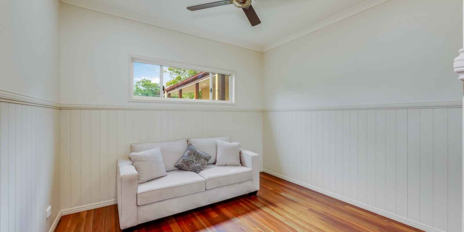 86 Sylvan Drive Moore Park Beach