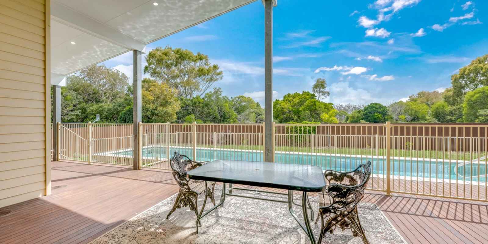 86 Sylvan Drive Moore Park Beach