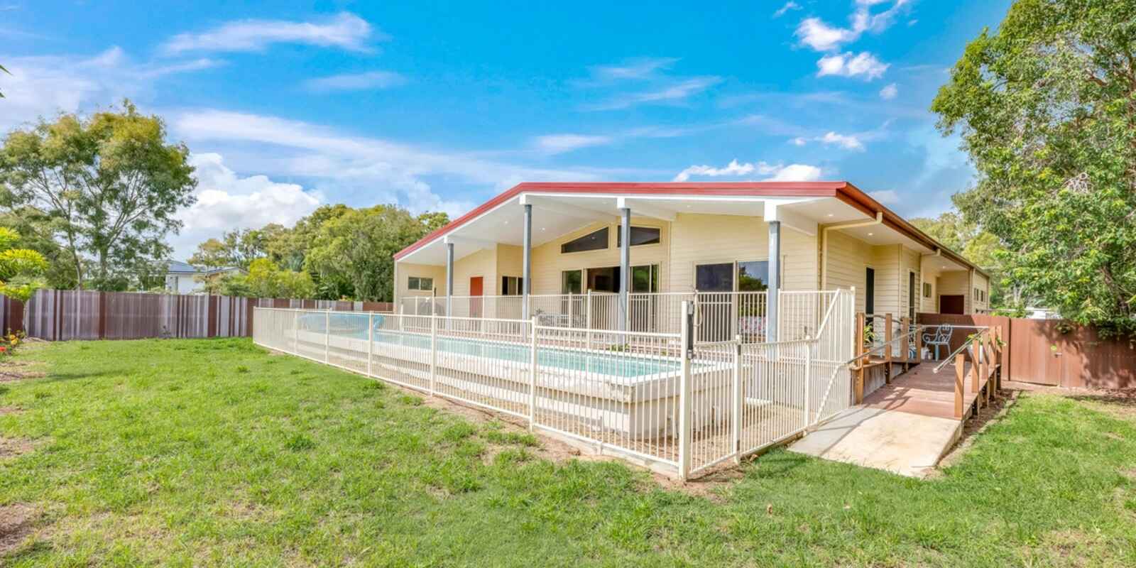 86 Sylvan Drive Moore Park Beach