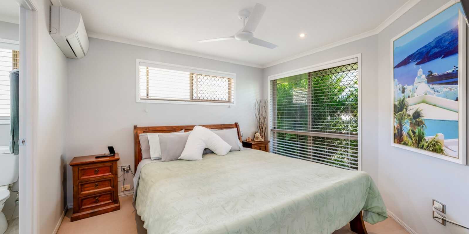 15 McCallum Close Coral Cove