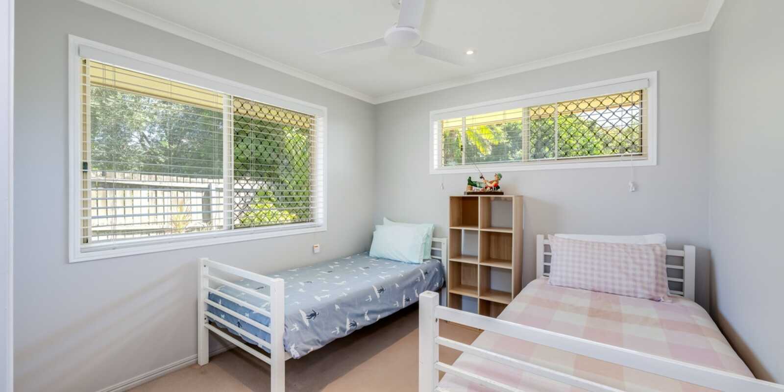 15 McCallum Close Coral Cove