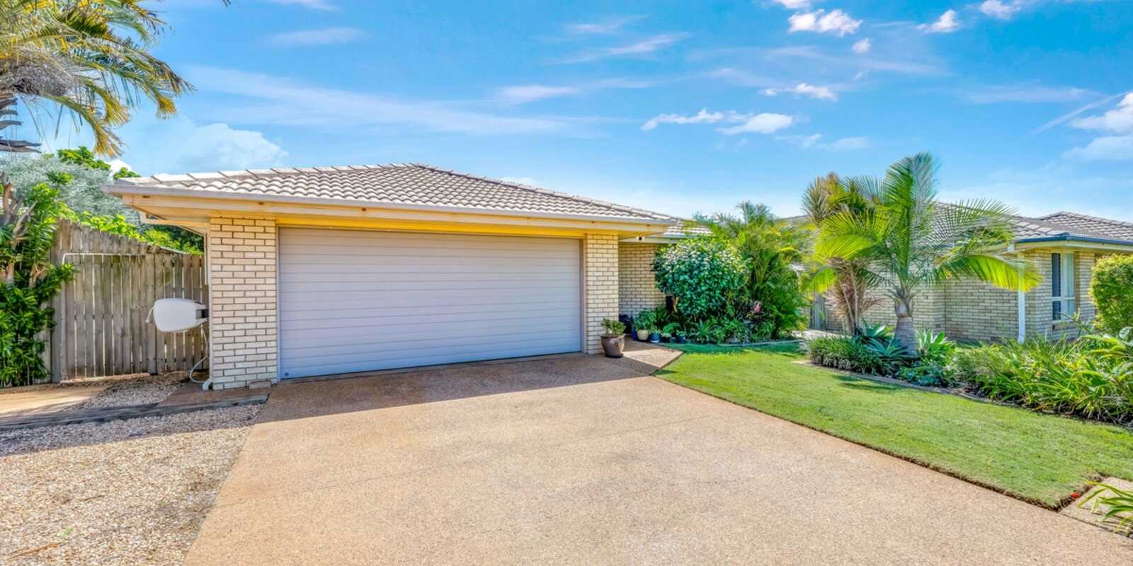 15 McCallum Close Coral Cove