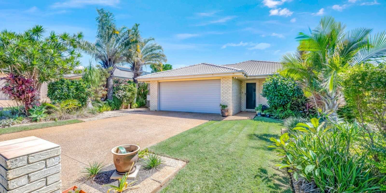 15 McCallum Close Coral Cove