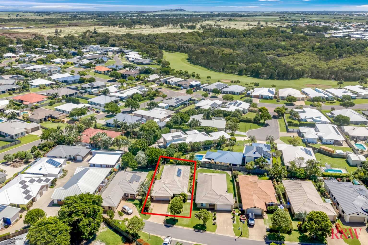 15 McCallum Close Coral Cove