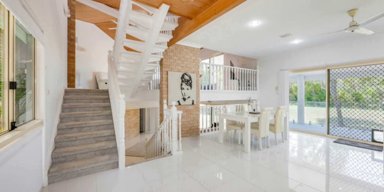 78 Sylvan Drive Moore Park Beach
