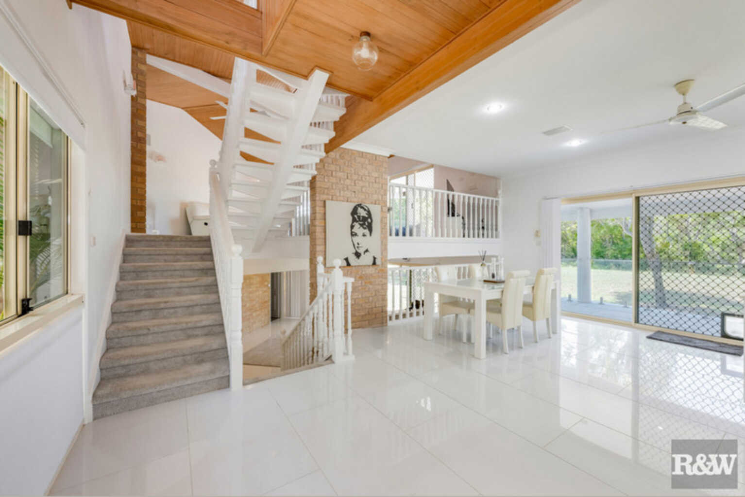 78 Sylvan Drive Moore Park Beach