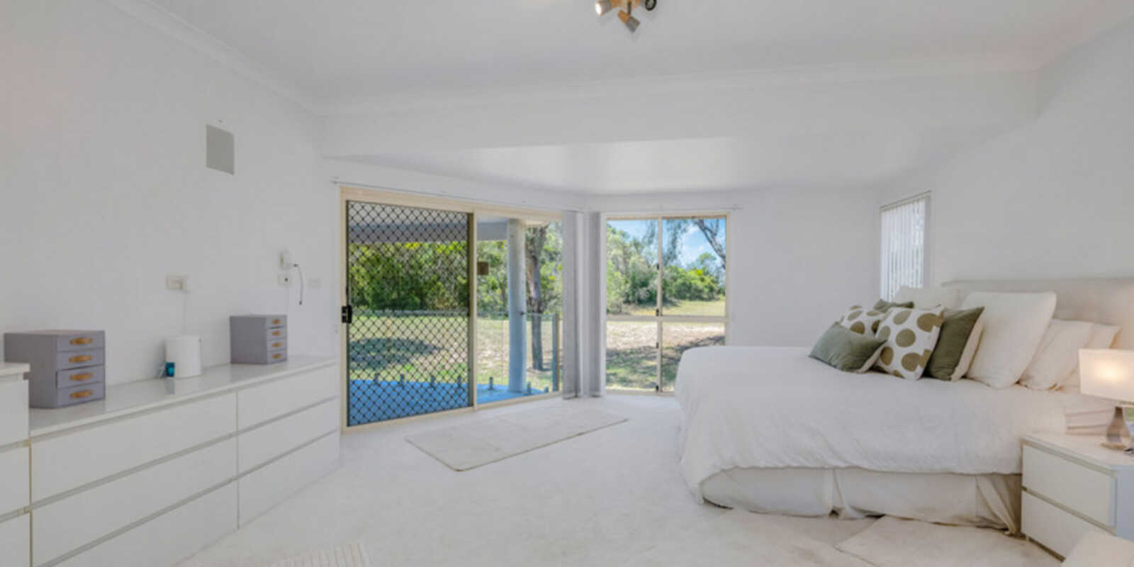 78 Sylvan Drive Moore Park Beach