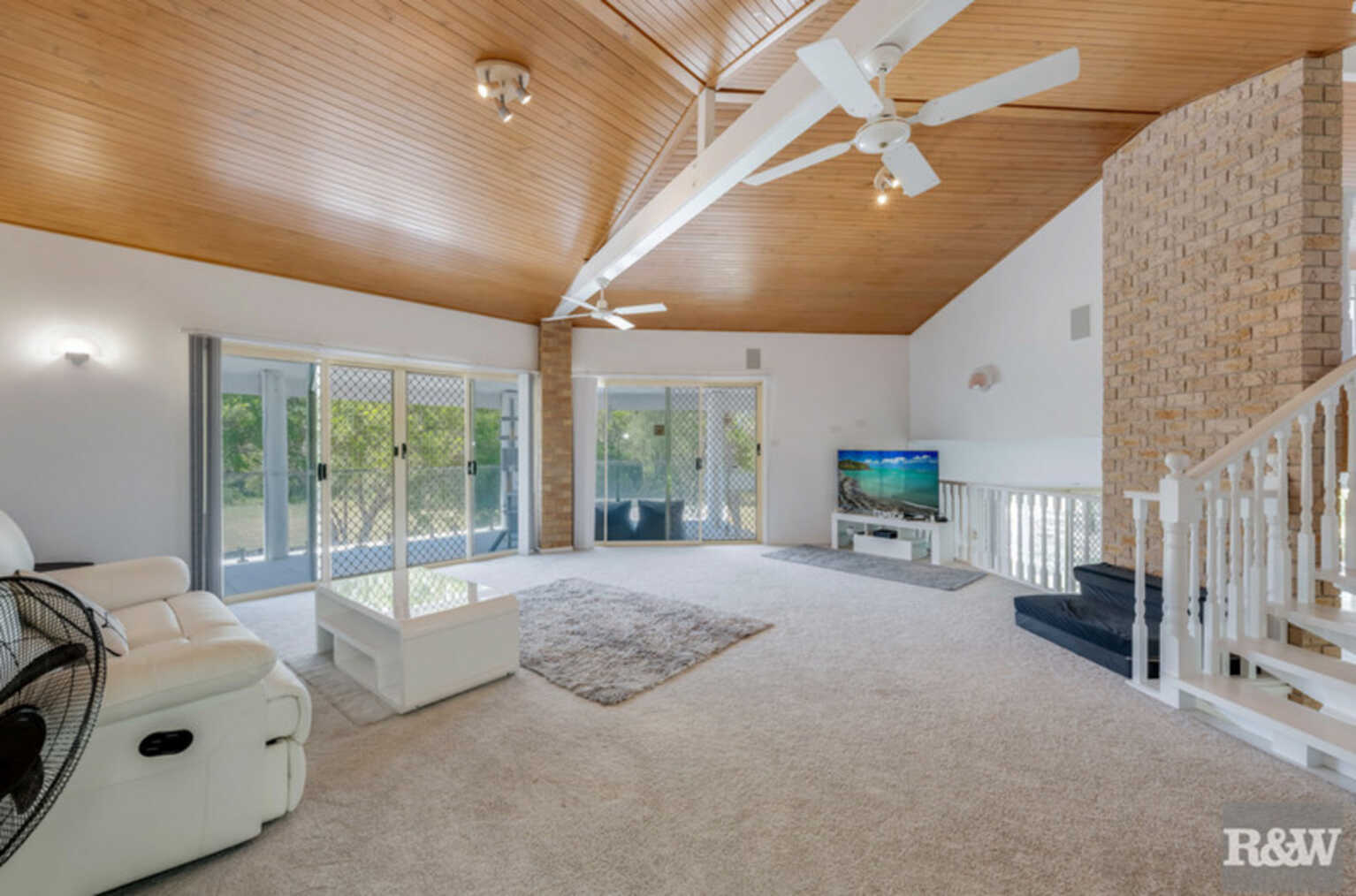 78 Sylvan Drive Moore Park Beach