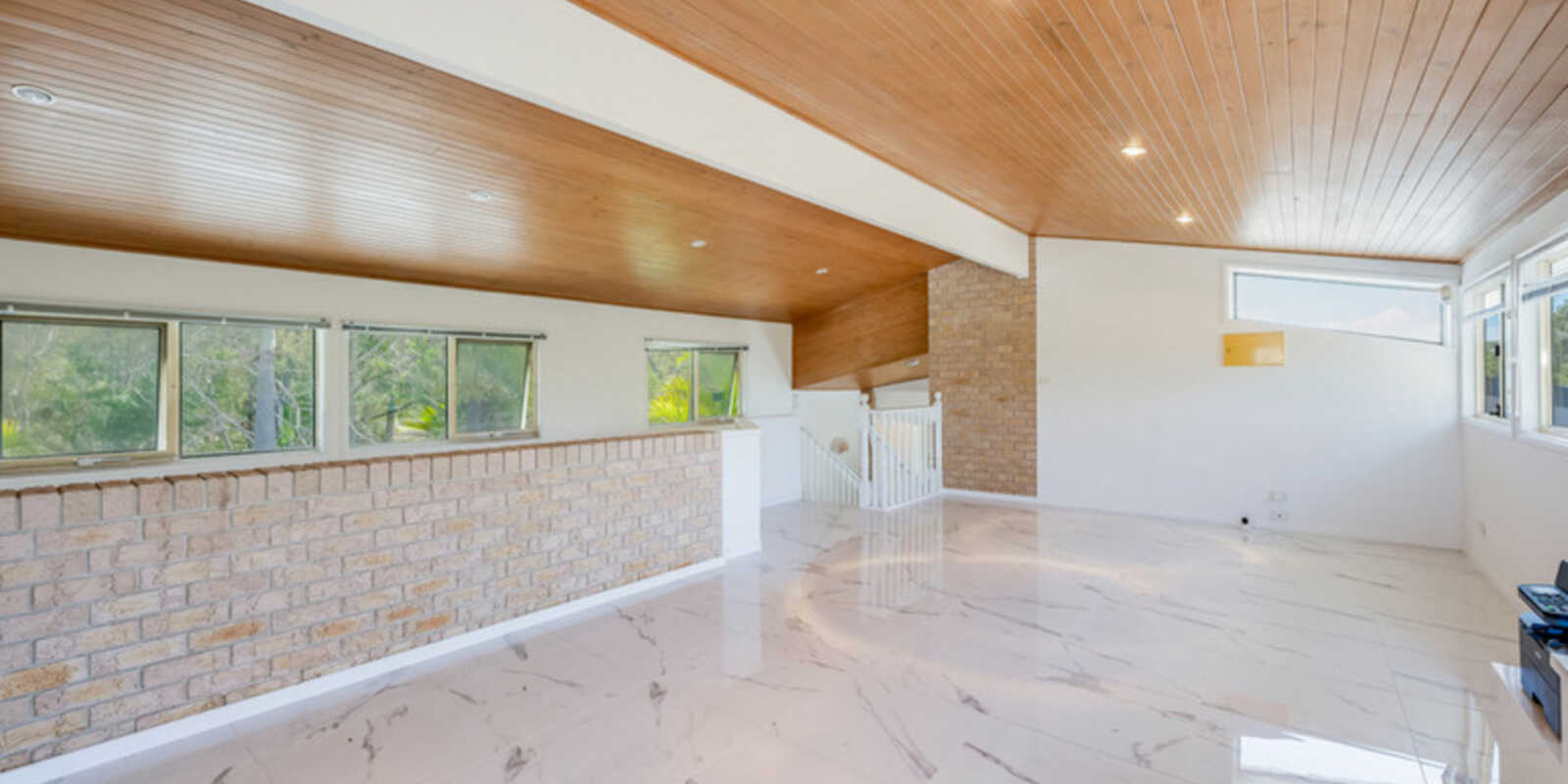 78 Sylvan Drive Moore Park Beach