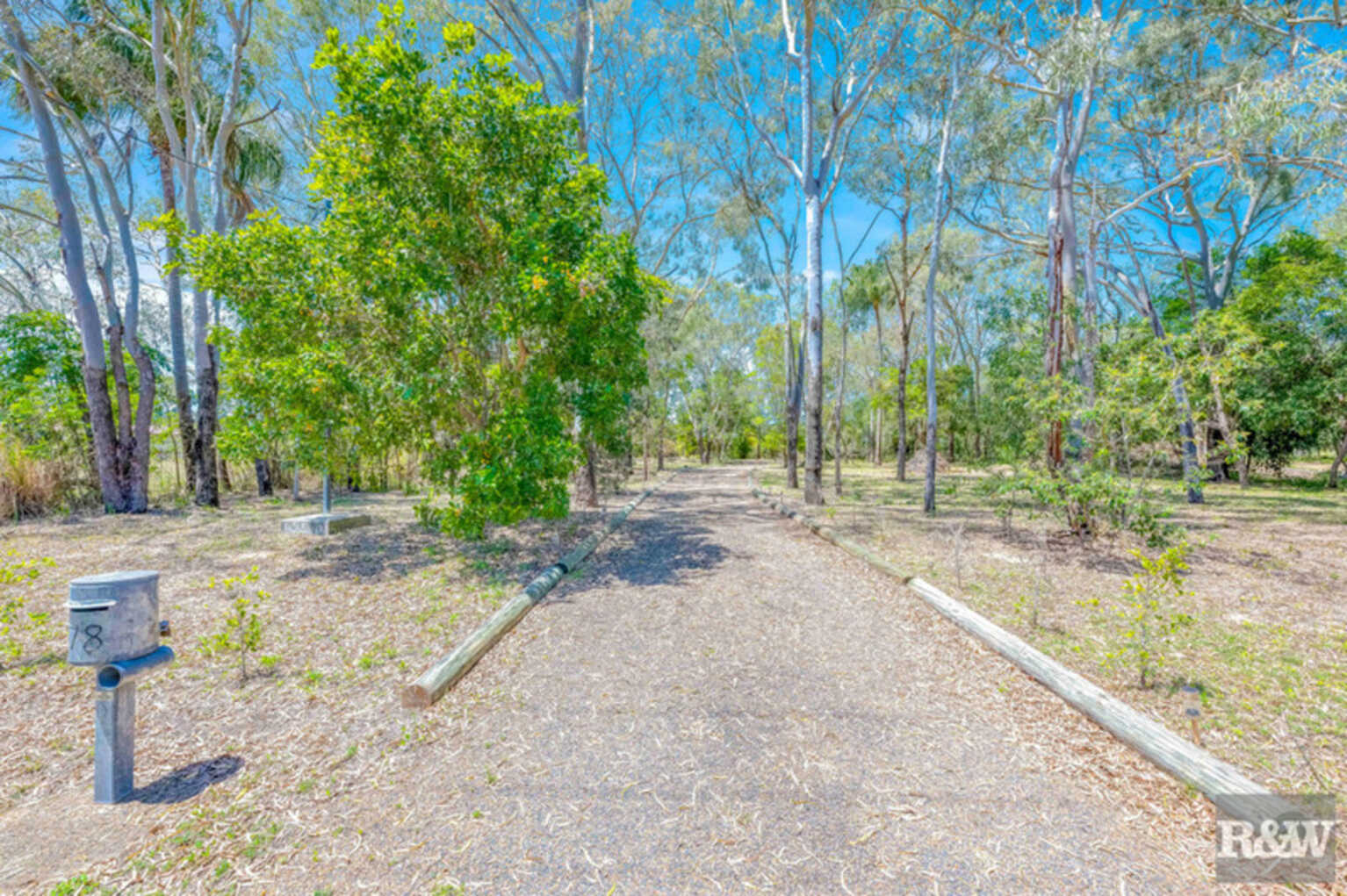78 Sylvan Drive Moore Park Beach