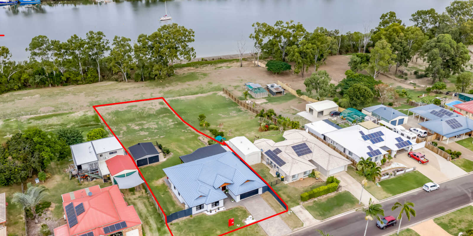 25 Mariners Way Bundaberg North