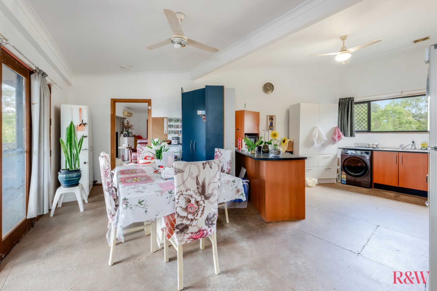 14 Sylvan Drive Moore Park Beach