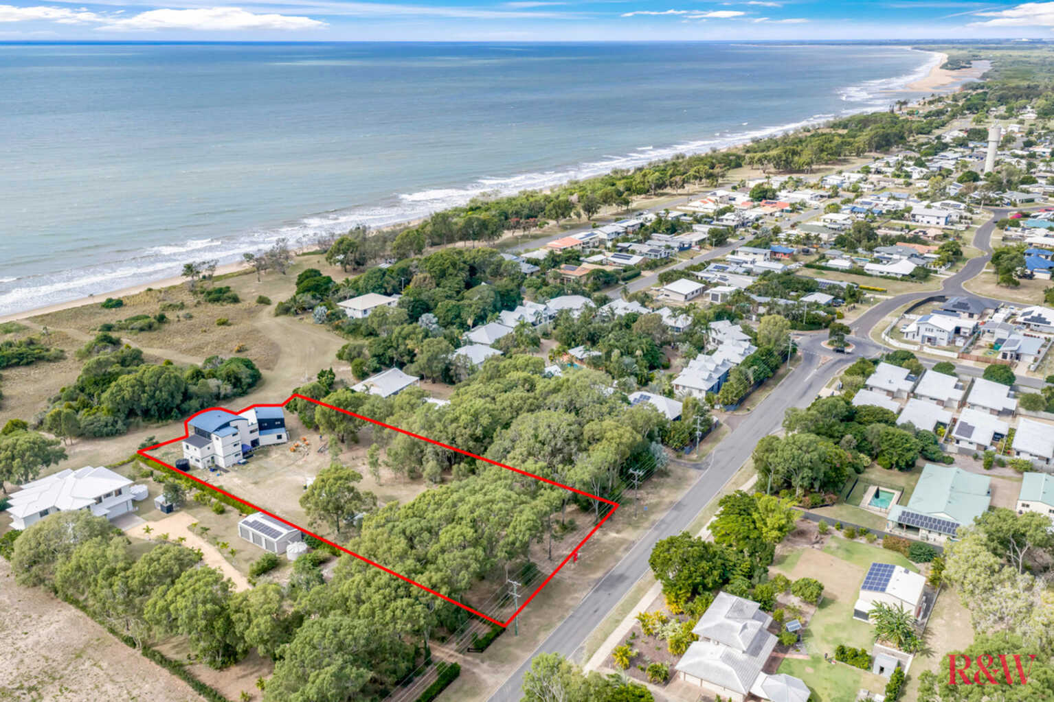 14 Sylvan Drive Moore Park Beach