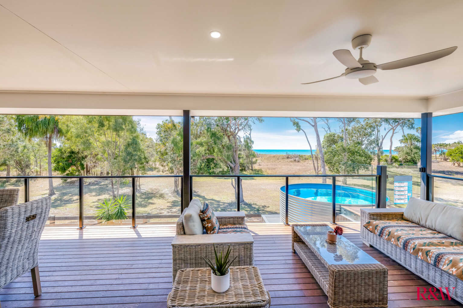 262 Sylvan Drive Moore Park Beach