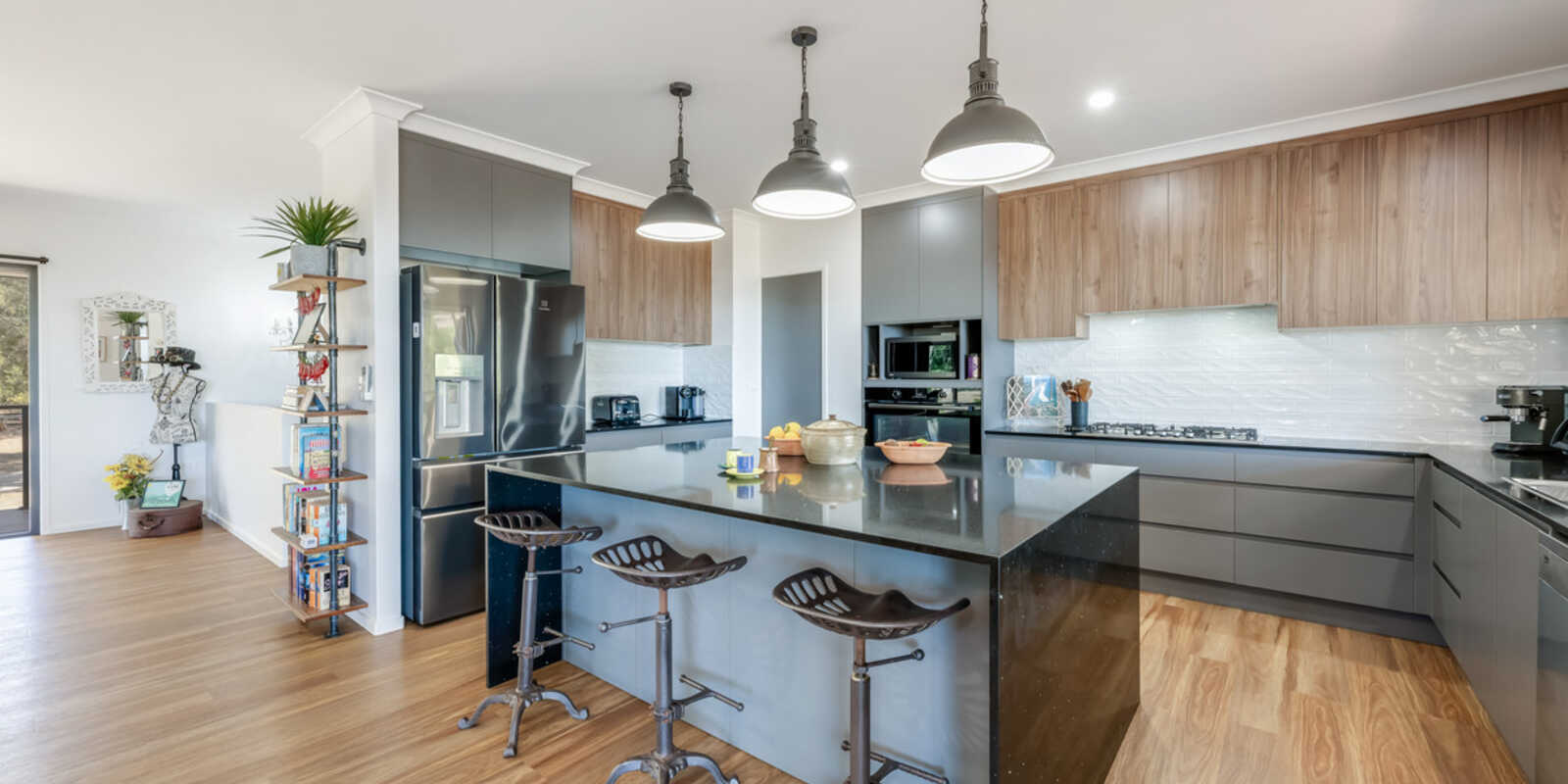 262 Sylvan Drive Moore Park Beach