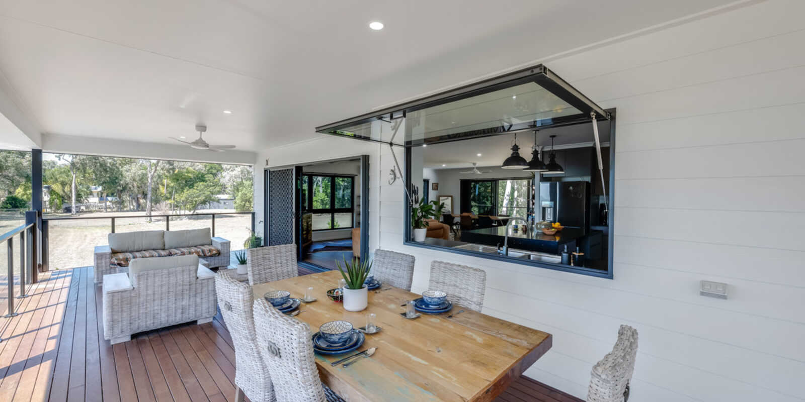 262 Sylvan Drive Moore Park Beach